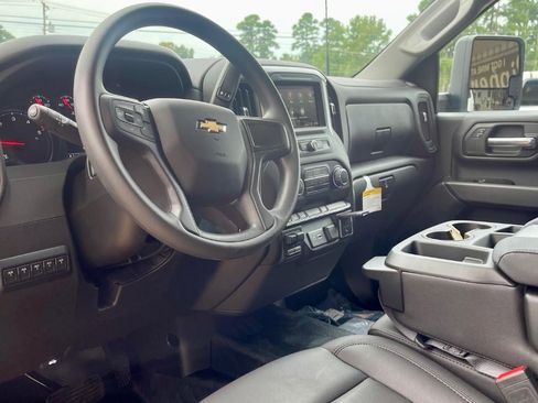 New 2025 Chevrolet Silverado 3500 W/T w/ WT Convenience Package AWD/4WD image 9