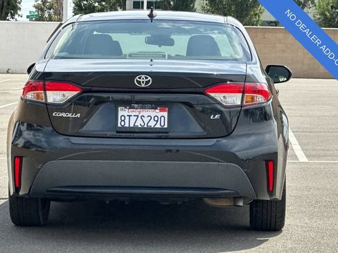 Used 2021 Toyota Corolla LE FWD image 5