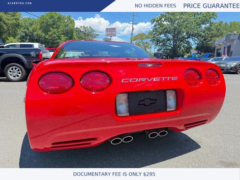 Used 2002 Chevrolet Corvette Coupe w/ Preferred Equipment Group2 RWD image 10