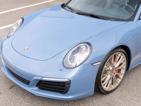 Used 2017 Porsche 911 Targa 4S AWD/4WD image 32