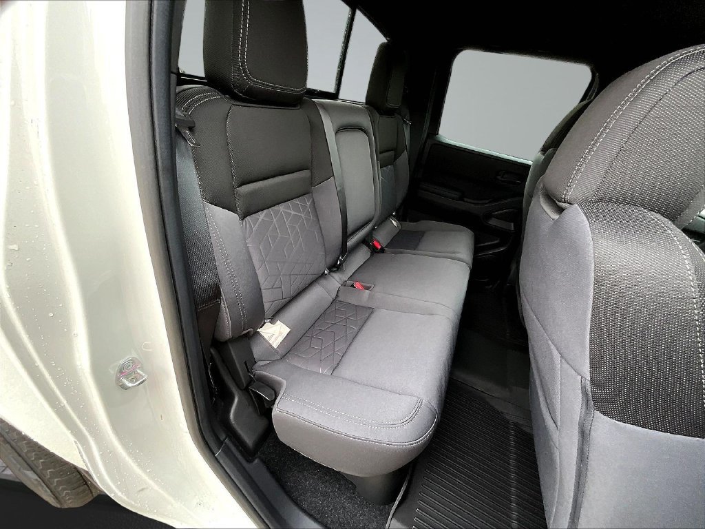 New 2026 Nissan Frontier SV w/ All-Weather Content Package AWD/4WD image 10