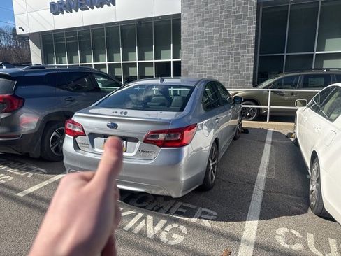 Used 2016 Subaru Legacy 2.5i Limited image 7