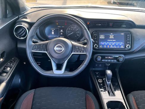 Used 2023 Nissan Kicks SR w/ Interior Electronics Package FWD image 5