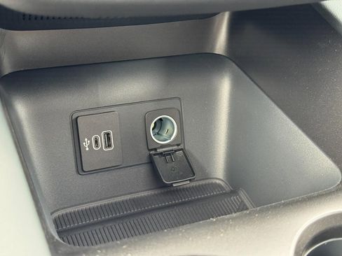 New 2026 Ford Explorer ST-Line image 17