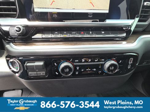 New 2026 Chevrolet Silverado 1500 RST w/ RST Select Package AWD/4WD image 24