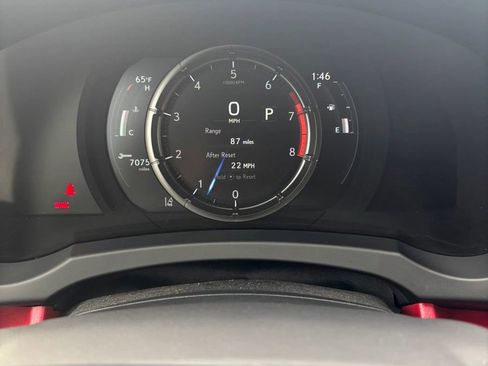 Used 2023 Lexus IS 350 F Sport image 11