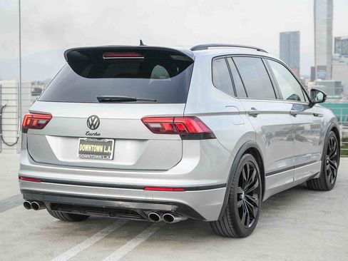 Used 2020 Volkswagen Tiguan SE R-Line image 6
