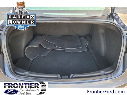 Used 2018 Tesla Model 3 Mid Range image 7