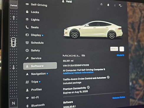 Used 2022 Tesla Model S AWD/4WD image 31