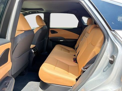 Used 2025 Lexus RX 350 Premium Plus w/ Accessory Package (Z1) FWD image 22