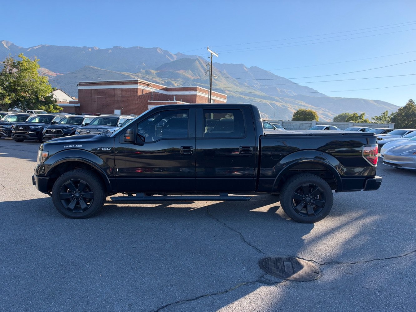 Used 2013 Ford F150 4x4 SuperCrew image 2