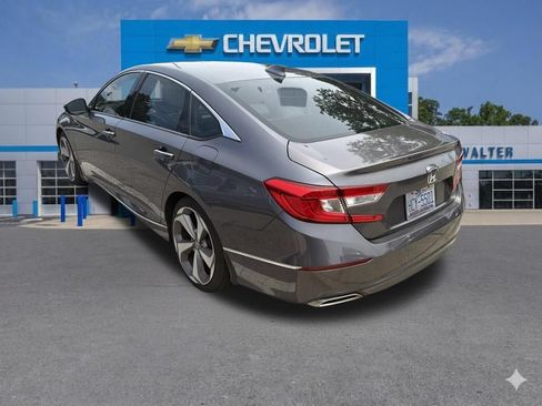 Used 2020 Honda Accord Touring image 10