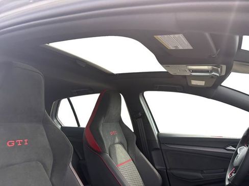 New 2025 Volkswagen GTI SE image 16