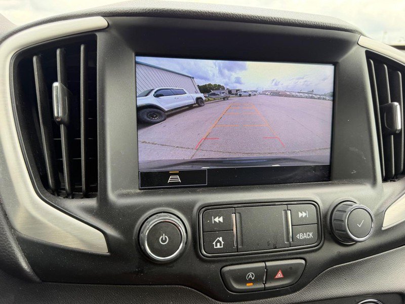 Used 2024 GMC Terrain SLT AWD/4WD image 21