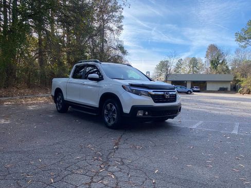 Used 2017 Honda Ridgeline RTL image 3