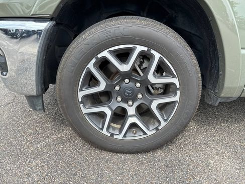 Used 2026 RAM 1500 Laramie AWD/4WD image 10