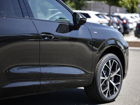 New 2026 Audi Q3 quattro 2.0T image 8