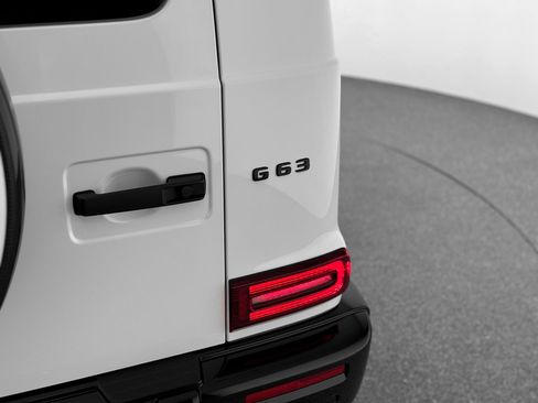 Used 2025 Mercedes-Benz G 63 AMG 4MATIC image 43