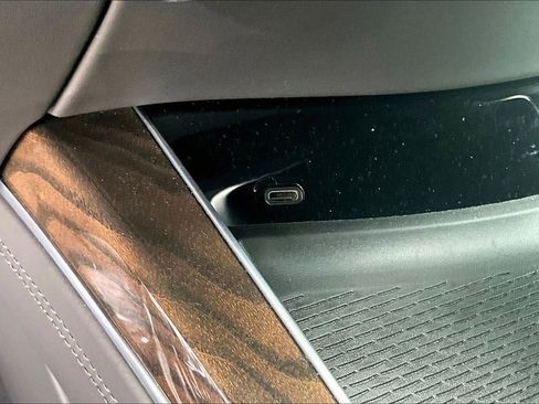 Certified 2026 Cadillac Escalade Platinum Sport w/ LPO, ONYX Package image 16