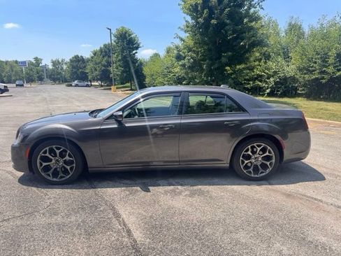 Used 2015 Chrysler 300 S w/ 300S Premium Group RWD image 6