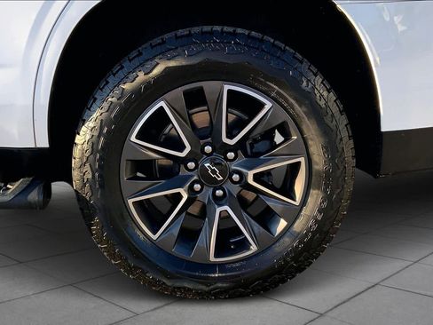 Used 2022 Chevrolet Tahoe Z71 image 9