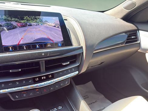 Certified 2022 Cadillac CT5 V w/ Premium Package AWD/4WD image 37
