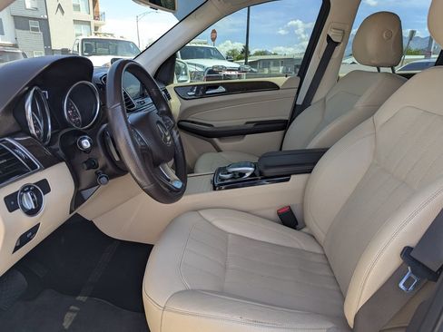 Used 2016 Mercedes-Benz GLE 350 4MATIC w/ Premium Package image 25