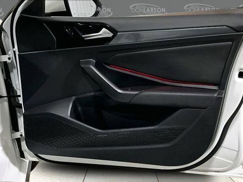 Used 2021 Volkswagen Jetta GLI image 12