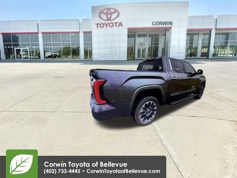 Used 2024 Toyota Tundra Limited AWD/4WD image 32