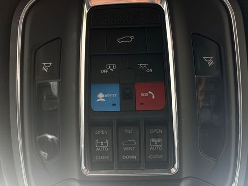 Used 2024 Jeep Grand Cherokee Limited 4xe AWD/4WD image 57