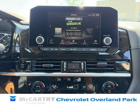 Used 2025 Nissan Pathfinder SV FWD image 7