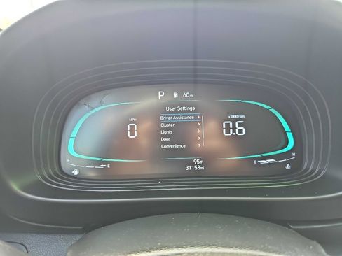 Used 2023 Hyundai Venue SEL image 25