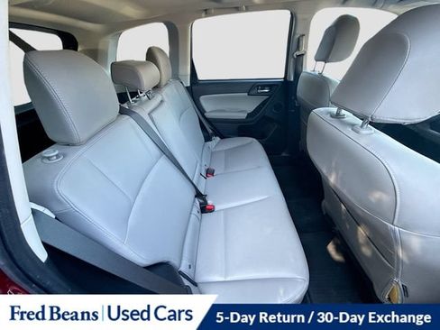 Used 2015 Subaru Forester 2.5i Touring AWD/4WD image 33