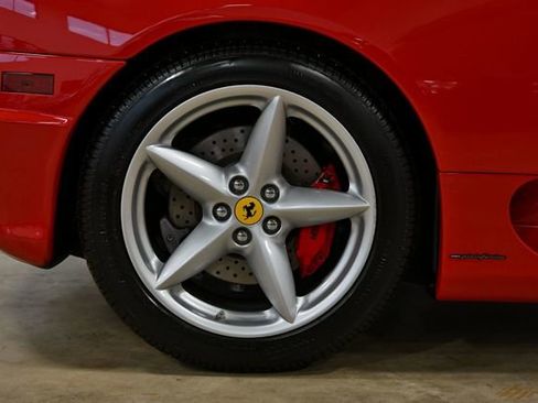 Used 2004 Ferrari 360 Spider image 14