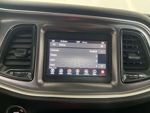 Used 2021 Dodge Challenger SXT w/ Driver Convenience Group RWD image 54