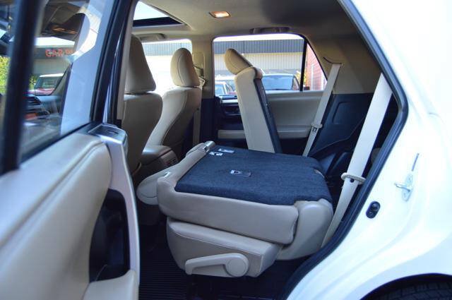 Used 2011 Toyota 4Runner SR5 AWD/4WD image 48
