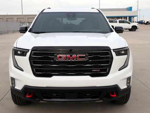 New 2026 GMC Acadia AT4 w/ Luxury Package image 2