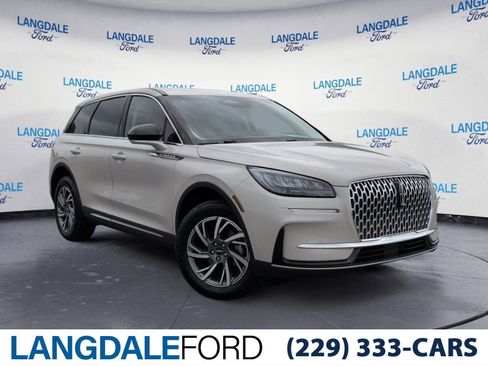 Used 2023 Lincoln Corsair FWD image 1