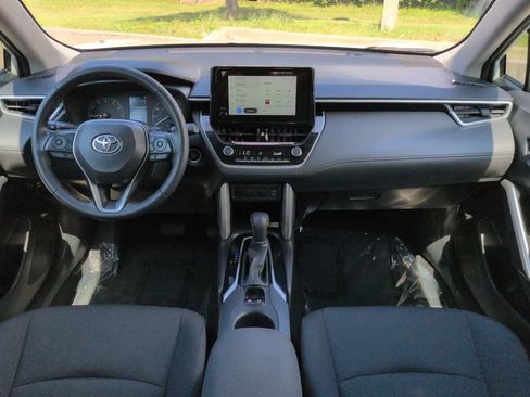 Certified 2023 Toyota Corolla Cross LE FWD image 14
