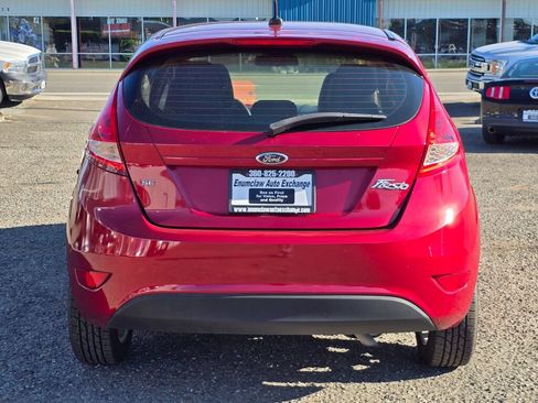 Used 2013 Ford Fiesta SE FWD image 6