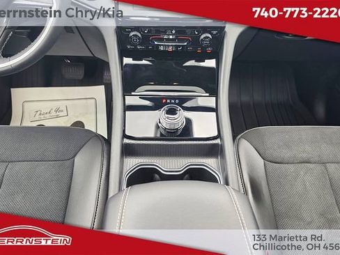 Used 2025 Jeep Grand Cherokee L Altitude image 13