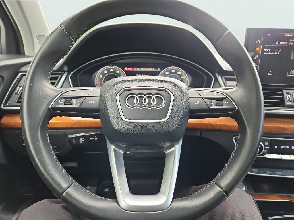 Used 2023 Audi Q5 2.0T Premium Plus AWD/4WD image 33