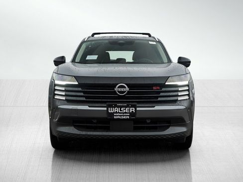 New 2026 Nissan Kicks SR w/ SR Premium Package image 2