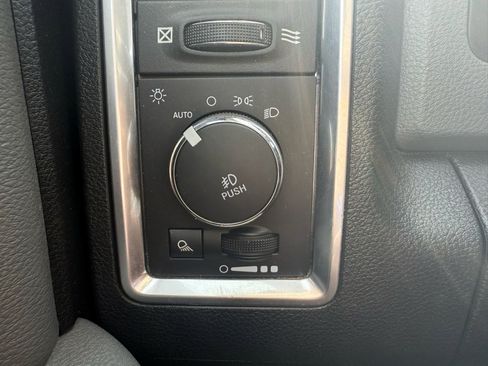 Used 2018 RAM 1500 Big Horn image 17