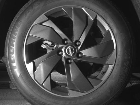 Used 2025 Nissan Rogue SV image 15