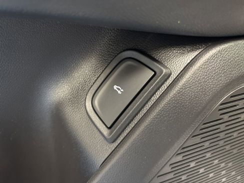 New 2026 Chevrolet Equinox RS w/ LPO, Floor Liner Package FWD image 25