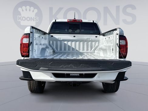 New 2026 GMC Canyon Elevation image 43