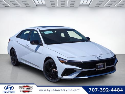 New 2026 Hyundai Elantra SEL Sport FWD image 1