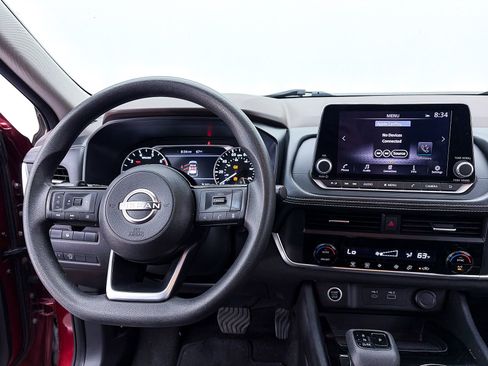 Used 2023 Nissan Rogue SV AWD/4WD image 3