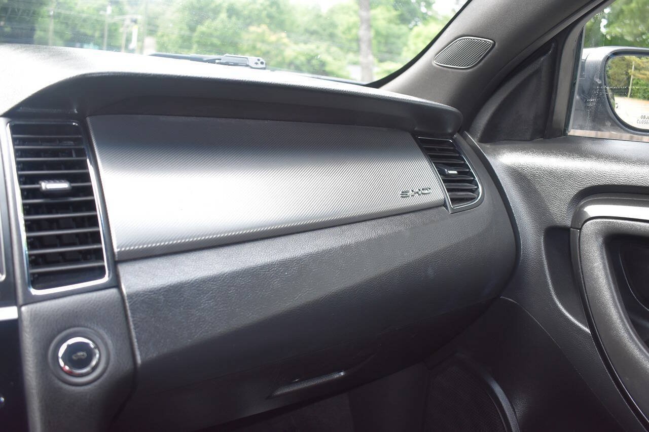 Used 2013 Ford Taurus SHO AWD/4WD image 34